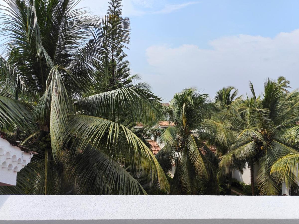 Riviera Hermitage Anjuna Bagian luar foto