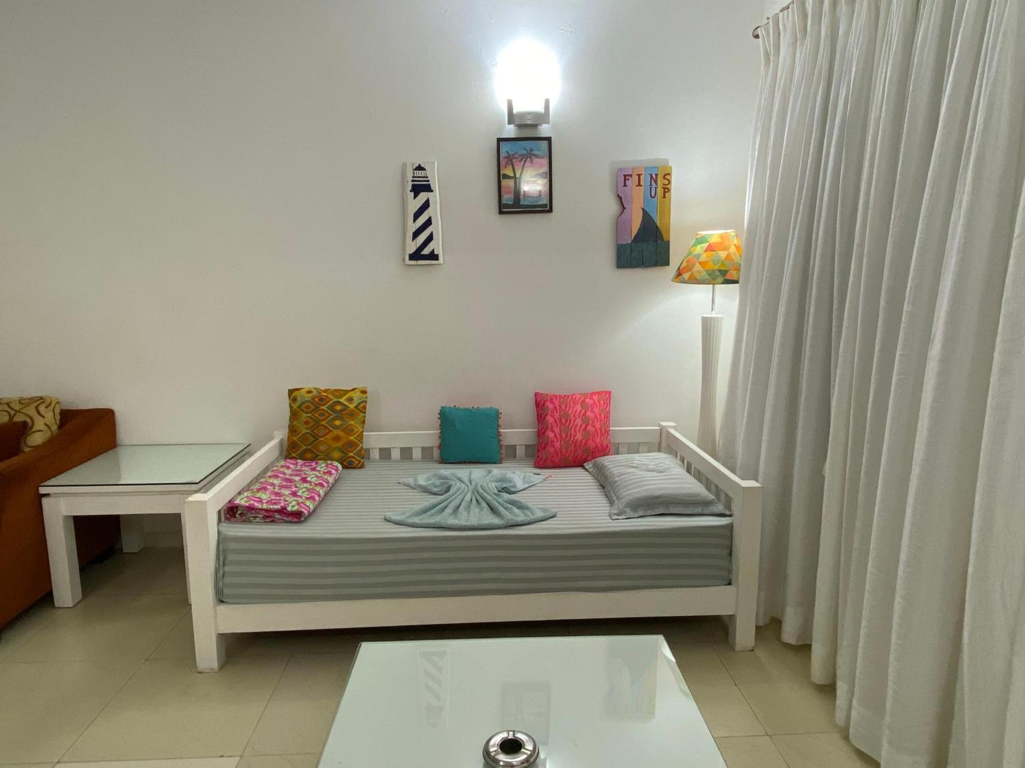 Riviera Hermitage Anjuna Bagian luar foto